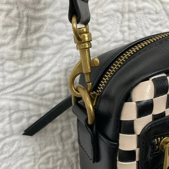 Universal Thread Checkered Black and Cream Crossbody Bag Faux Leather Cute 8 x 6 - Picture 5 of 12